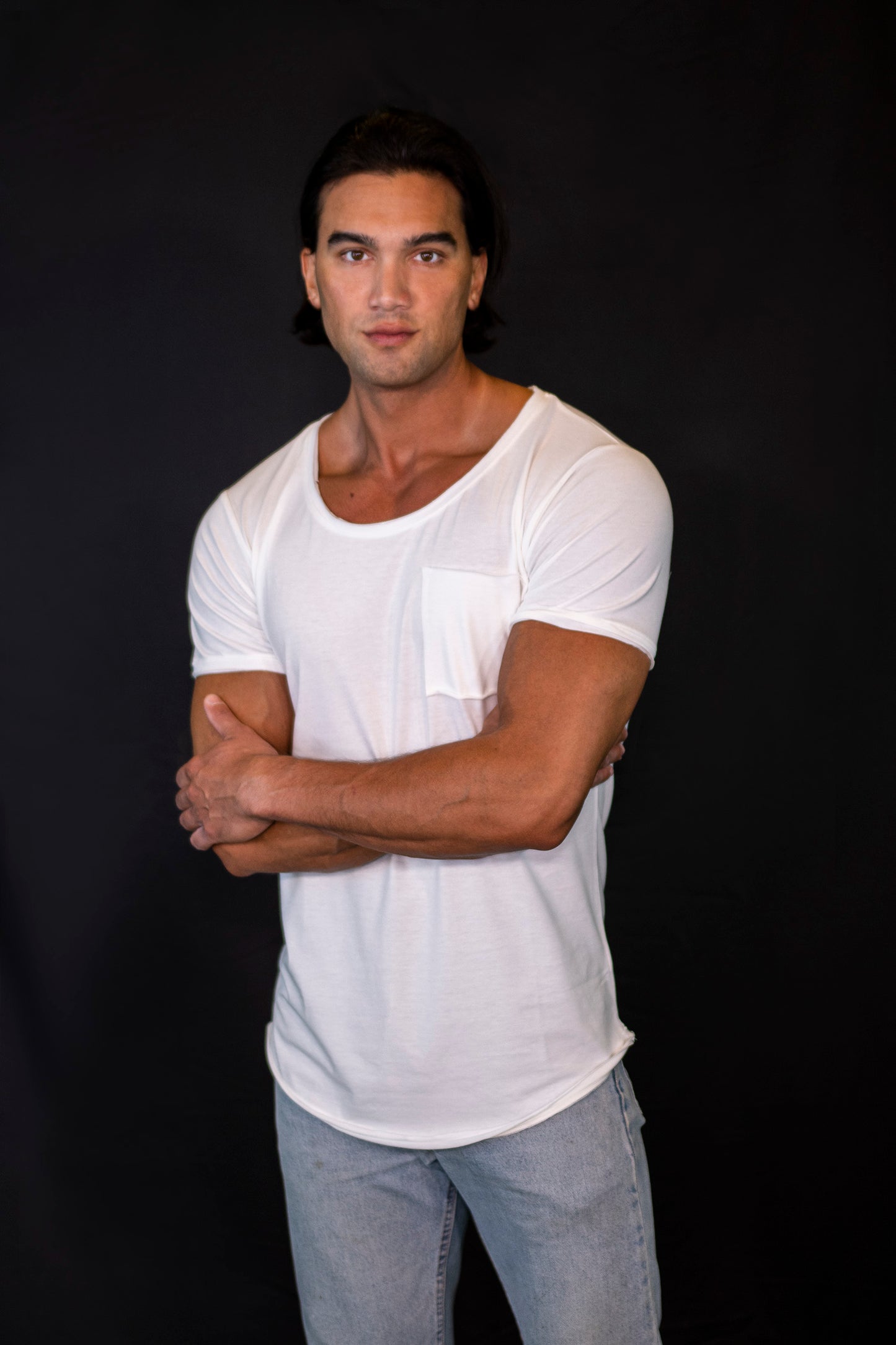 White Scoop-Neck Fitted Short Sleeve T-Shirt
